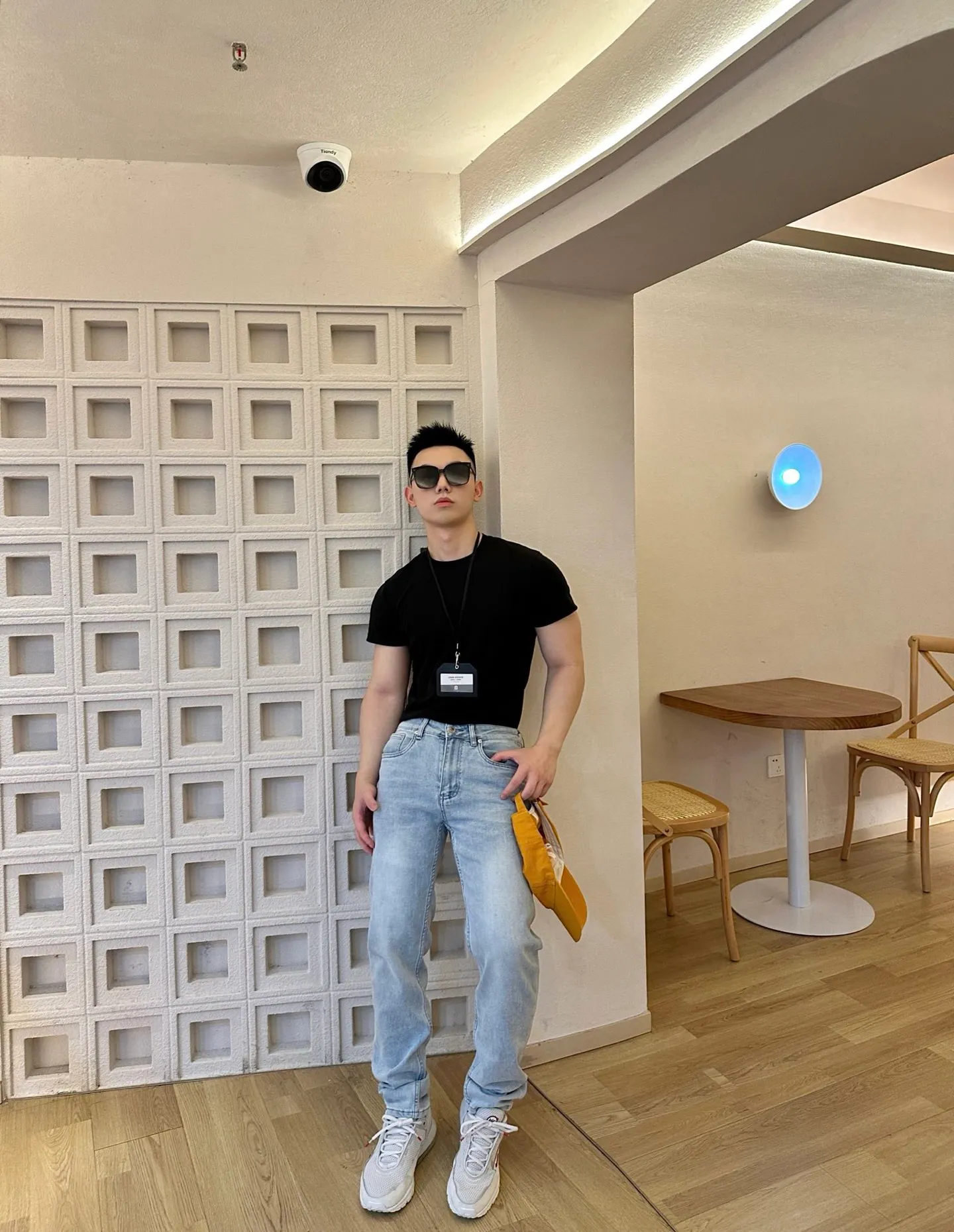Louis Vuitton/